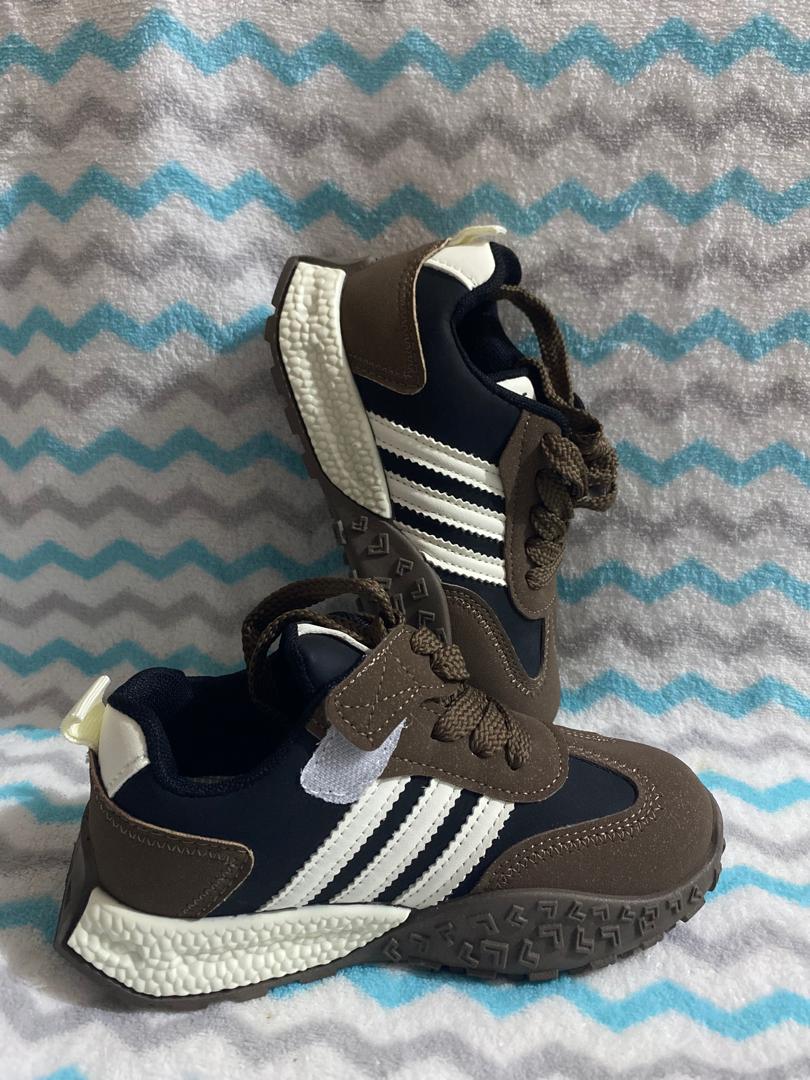 GAZ Kiddie White Stripe Shoe