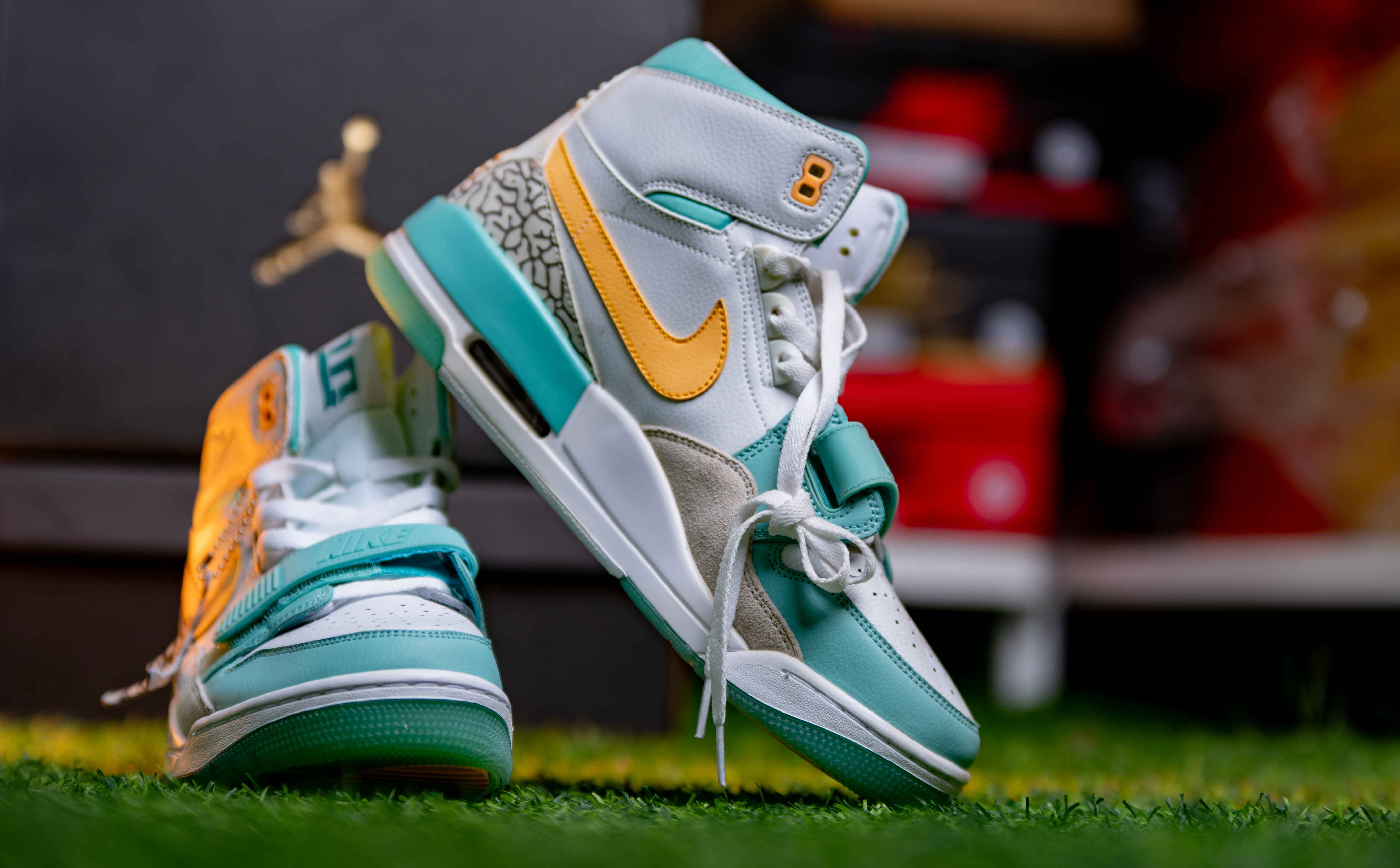 Air Jordan Wite and Green